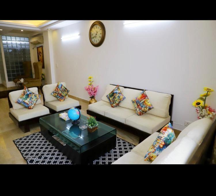 Divine India Service 3bhk, J-215 Saket Apartment *